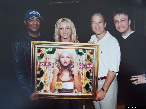 К дню рождения Бритни0080-Britney her management.jpg(Бритни Спирс, Britney Spears)